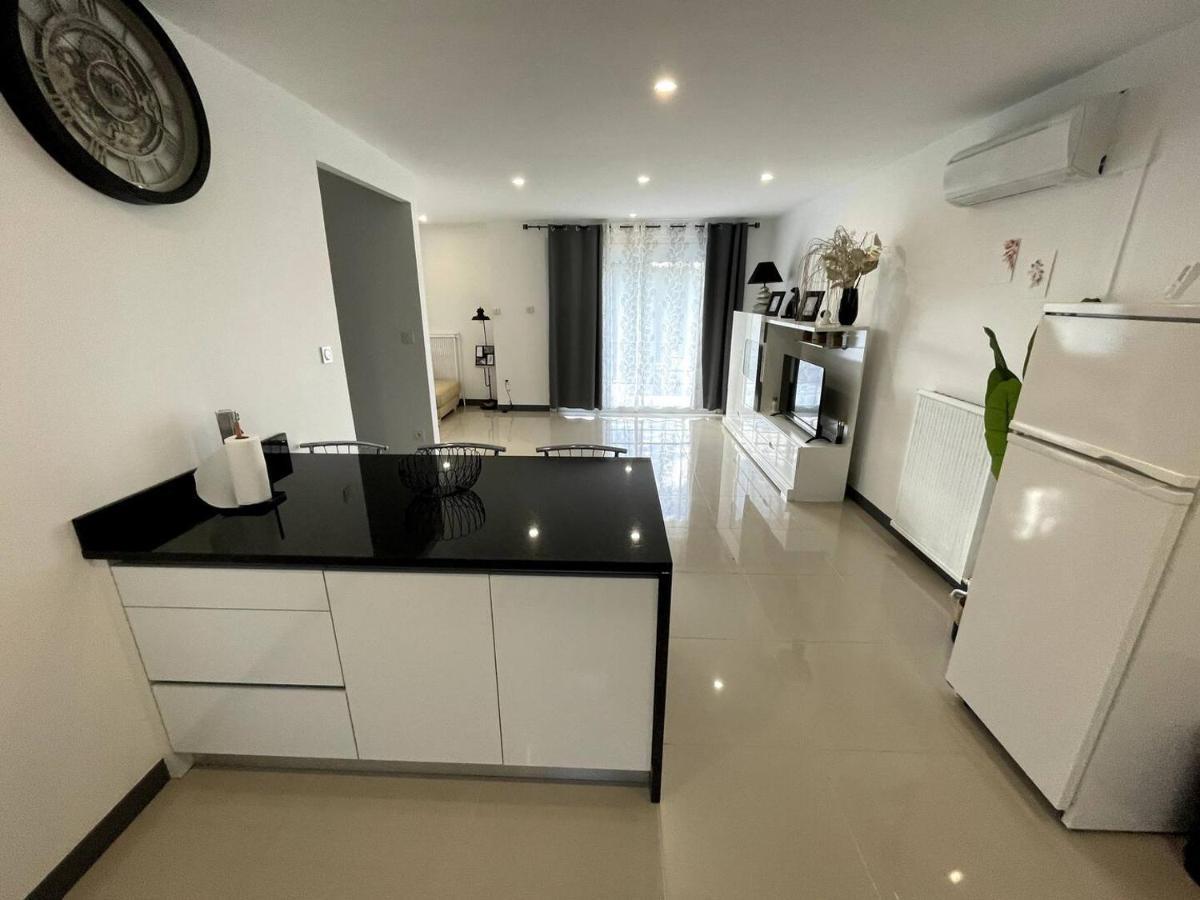 Appartement T4 Cosi: Tv Netflix Parking มงเตลิมาร์ ภายนอก รูปภาพ